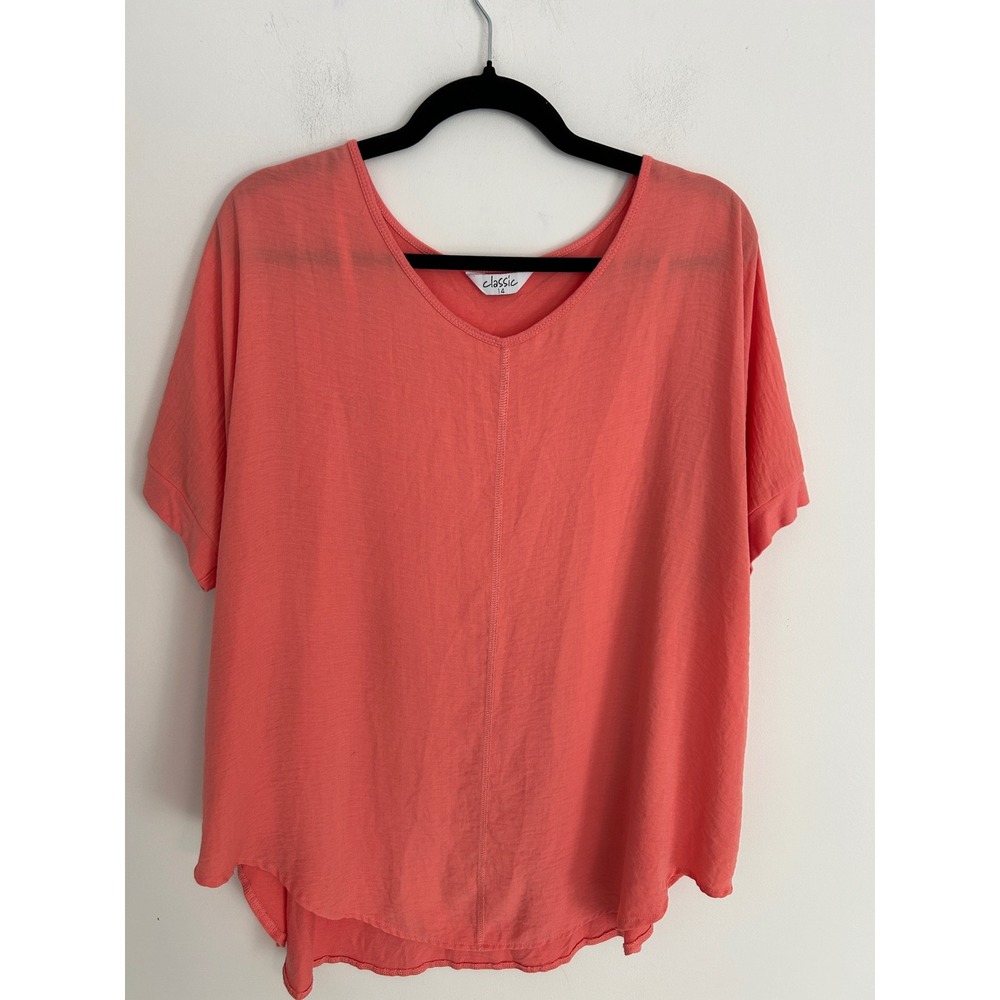 Classic Coral Pink V-Neck Mixed Media Short Sleeve Top Sz 14/Large High-Low Hem